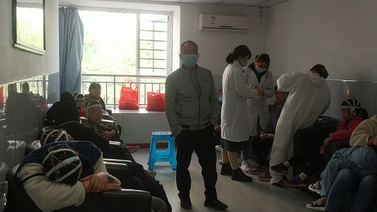 【成都癫痫病医院会诊首日】北京癫痫教授:90%以上的人对癫痫都存在误解,患儿家长听了悔不当初!